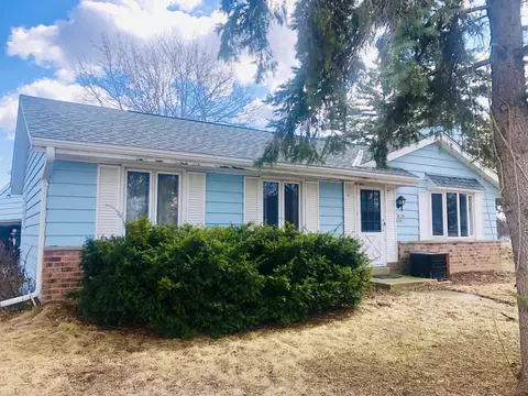 n170w20655 Parkview, Jackson, WI 53037