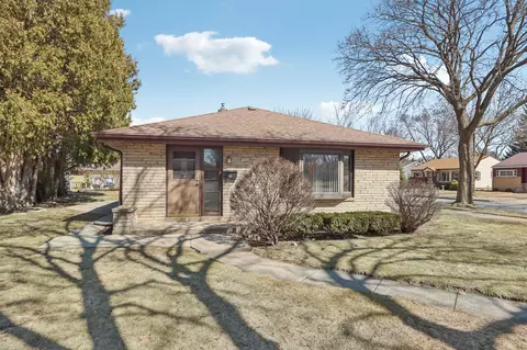 7002 W Ohio, Milwaukee, WI 53219