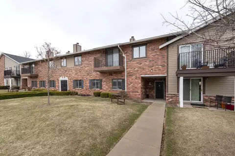 n84w15979 Menomonee #209, Menomonee Falls, WI 53051