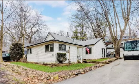 w298n2816 Shady, Delafield, WI 53072