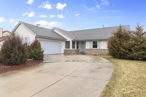 4102 W Minnesota, Franklin, WI 53132