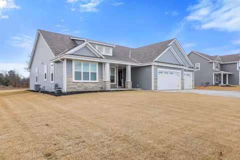 801 Brockway, Mukwonago, WI 53149