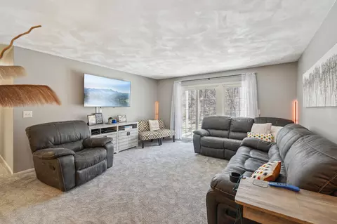 326 Riverview #1, Delafield, WI 53018