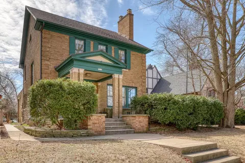 2411 E Newberry, Milwaukee, WI 53211