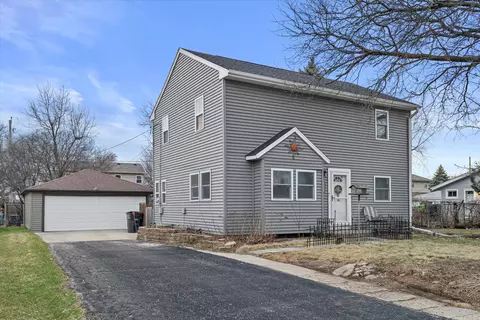 4355 S 49th, Greenfield, WI 53220