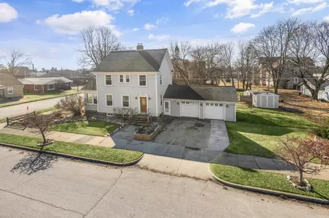 901 11th, Menominee, MI 49858