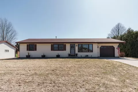 534 River, Mayville, WI 53050