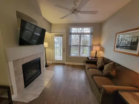 1505 South Shr #227, Delavan, WI 53115