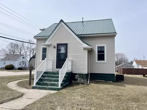 2302 Jackson, Two Rivers, WI 54241
