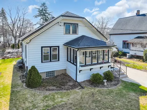 w60n408 Hilgen, Cedarburg, WI 53012