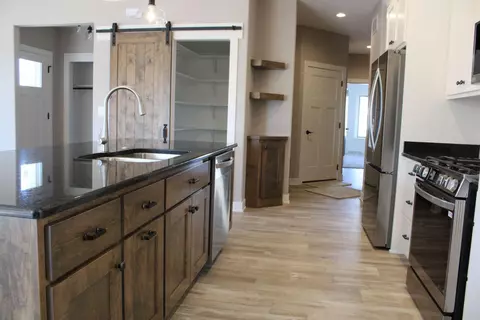 630 Lambert #7-2, Slinger, WI 53086