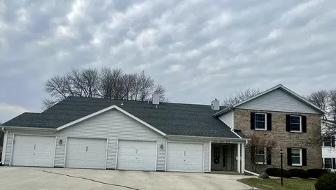 8048 41st #24A, Kenosha, WI 53142