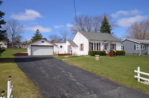 240 S Dann, Whitewater, WI 53190