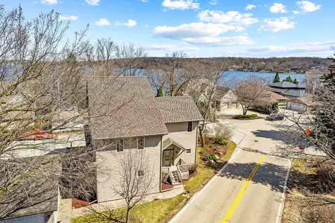 1451 Main, Delafield, WI 53018