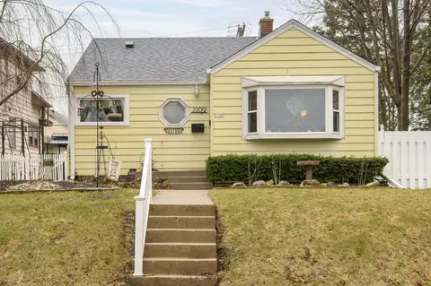 2209 S 64th, West Allis, WI 53219