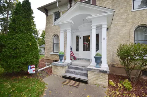 122 N Esterly, Whitewater, WI 53190
