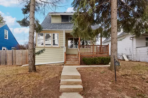 136 S 75th, Milwaukee, WI 53214