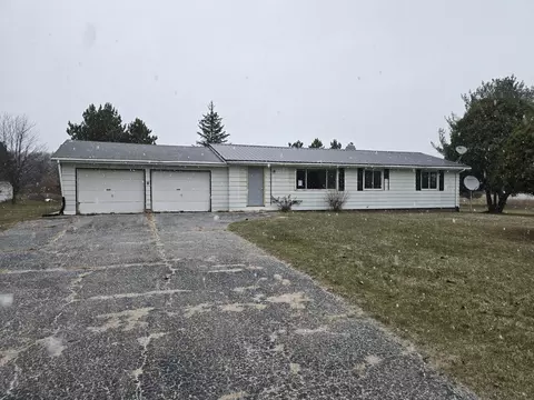 31344 Fresno, Byron, WI 54660