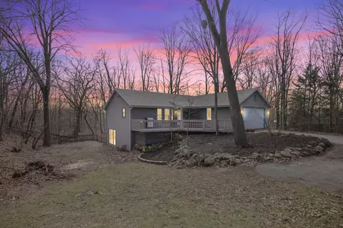 29307 Riverview, Waterford, WI 53185