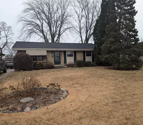 3821 5th, South Milwaukee, WI 53172