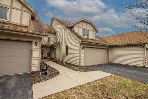n34w23801 Grace #C, Pewaukee, WI 53072