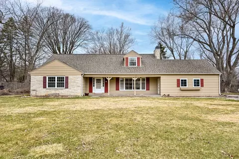 12232 W James, Franklin, WI 53132