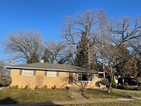 8739 34th, Kenosha, WI 53142