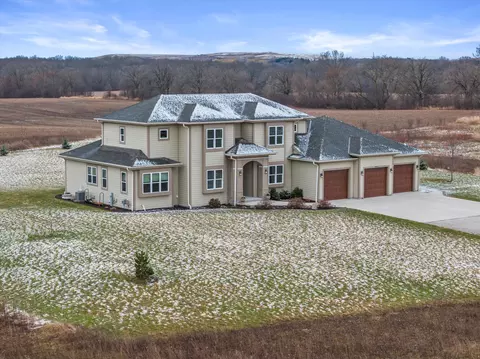 9875 W Ryan, Franklin, WI 53132