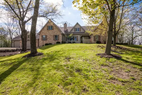 w315s2691 Cregennan Bae, Genesee, WI 53183