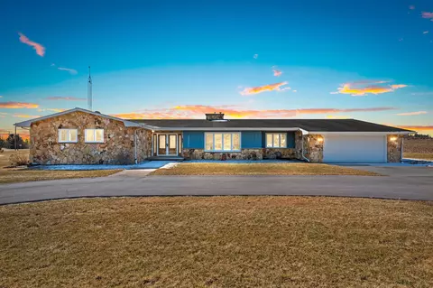 8635 Hershau, Manitowoc Rapids, WI 54230