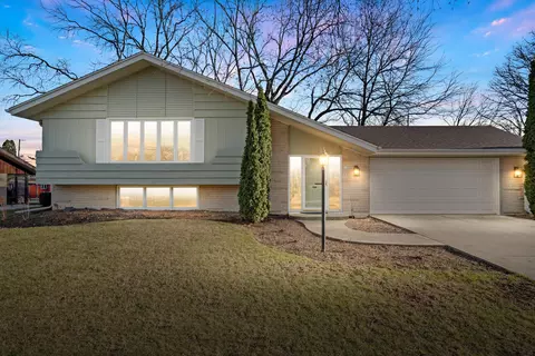 11933 W Burdick, West Allis, WI 53227