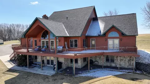 e16584 Ridge Road, Hillsboro, WI 54634