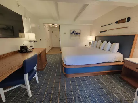 2400 E Geneva #1001, Delavan, WI 53115