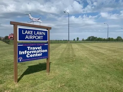 2400 E Geneva #1001, Delavan, WI 53115 photo 14