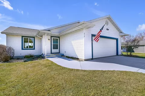 219 Neli, Deerfield, WI 53531