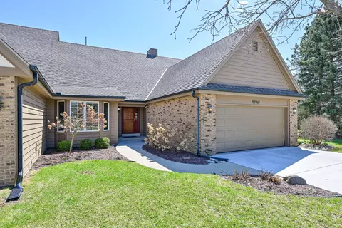 19245 W Mcallister, Brookfield, WI 53045
