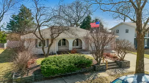 8939 W Dogwood, Milwaukee, WI 53224