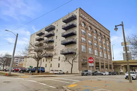 413 N 2nd #540, Milwaukee, WI 53203