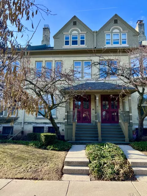 1037 E Ogden, Milwaukee, WI 53202