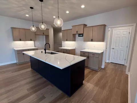 880 S Verona #30, Grafton, WI 53024