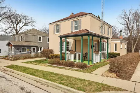 6306 Schoolway, Greendale, WI 53129