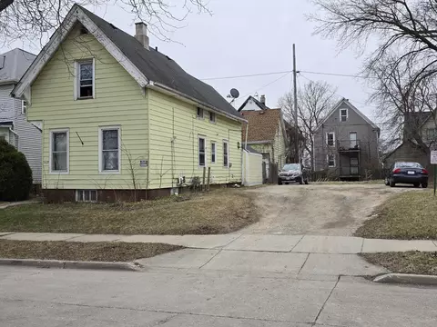 2459 N Richards #2459A-B, Milwaukee, WI 53212
