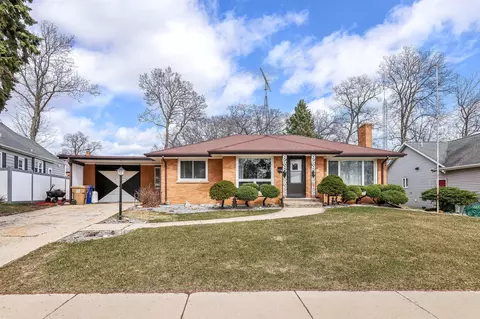6539 Pershing, Kenosha, WI 53142