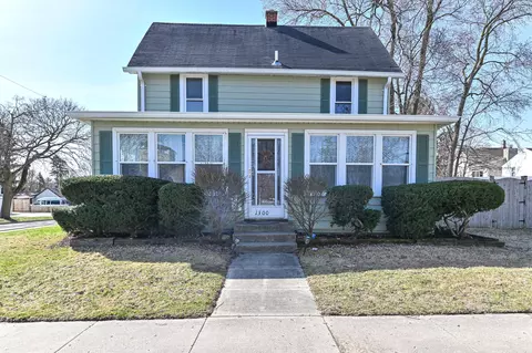 1300 Park Row, Lake Geneva, WI 53147