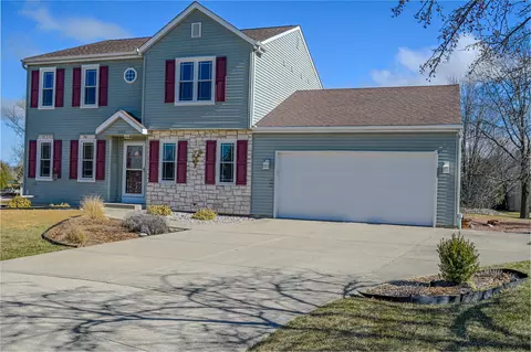 9350 S 44th, Franklin, WI 53132