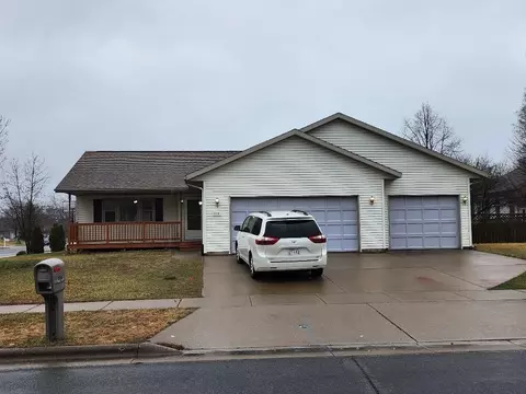 939 8th, Onalaska, WI 54650