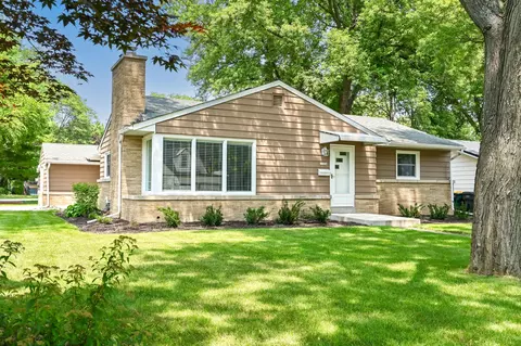 11334 W Parnell, Hales Corners, WI 53130