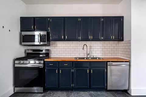2033 S 81st, West Allis, WI 53219