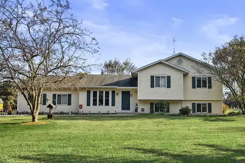 W5025 Pleasant Lake, La Grange, WI 53121