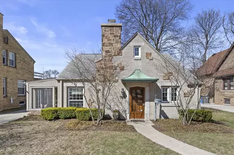 5141 N Santa Monica, Whitefish Bay, WI 53217